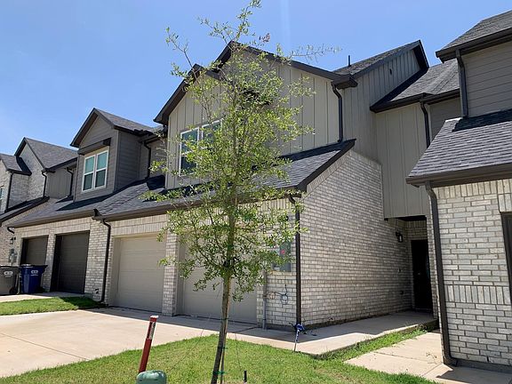 3rd image of 1011 Debby Ct