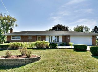 353 Meadow Ct, Willowbrook, IL