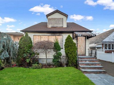 490 Oakley Avenue, Elmont, NY, 11003