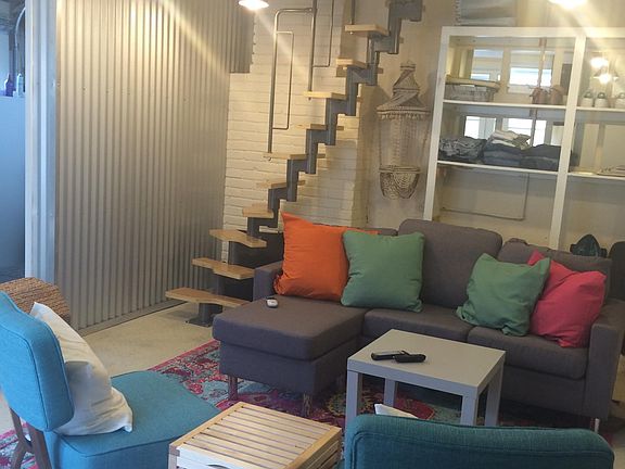 2nd image of 2912 Calle Noguera
