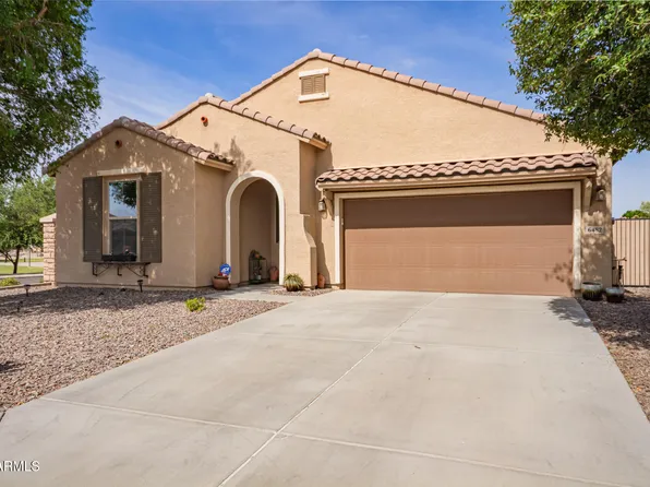 6482 S CLAIBORNE Avenue, Gilbert, AZ 85298