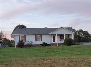 128 Quail Lake Dr, York, SC 29745