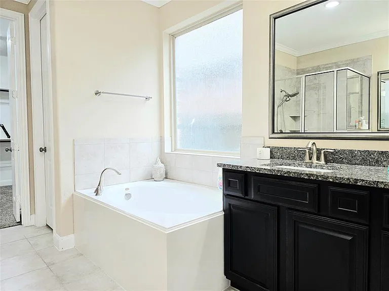 21914 Avalon Queen Dr — Photo 20
