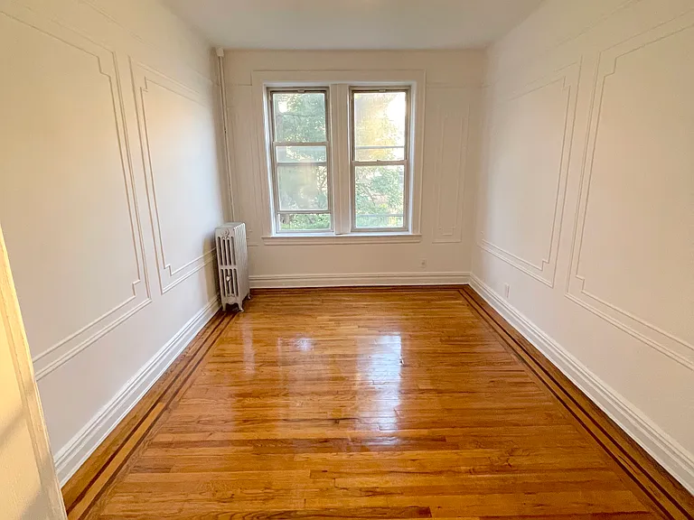 30-75 44th St #2R — Photo 4
