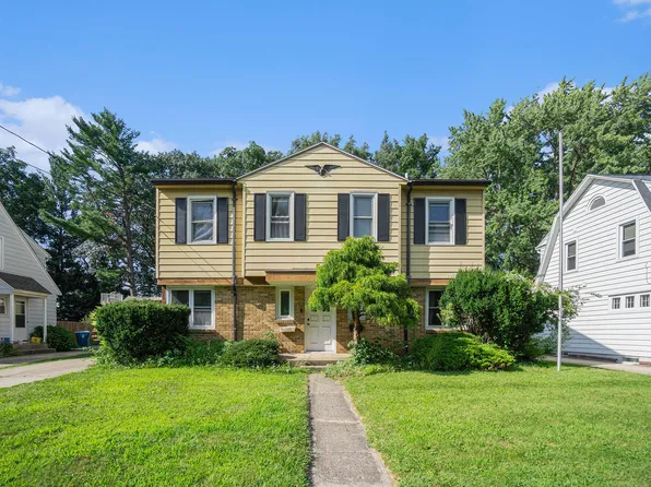 1215 Royce Ave, Kalamazoo, MI 49001