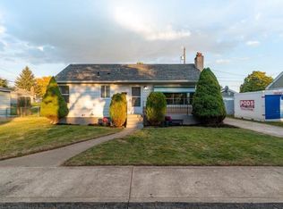 5622 N C St, Spokane, WA 99205