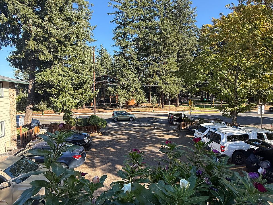 1st image of 5647 SE 72nd Ave
