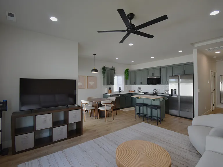 10494 W Shields Ave — Photo 63
