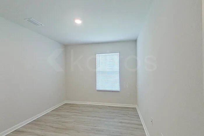 4746 Malay Cir — Photo 13