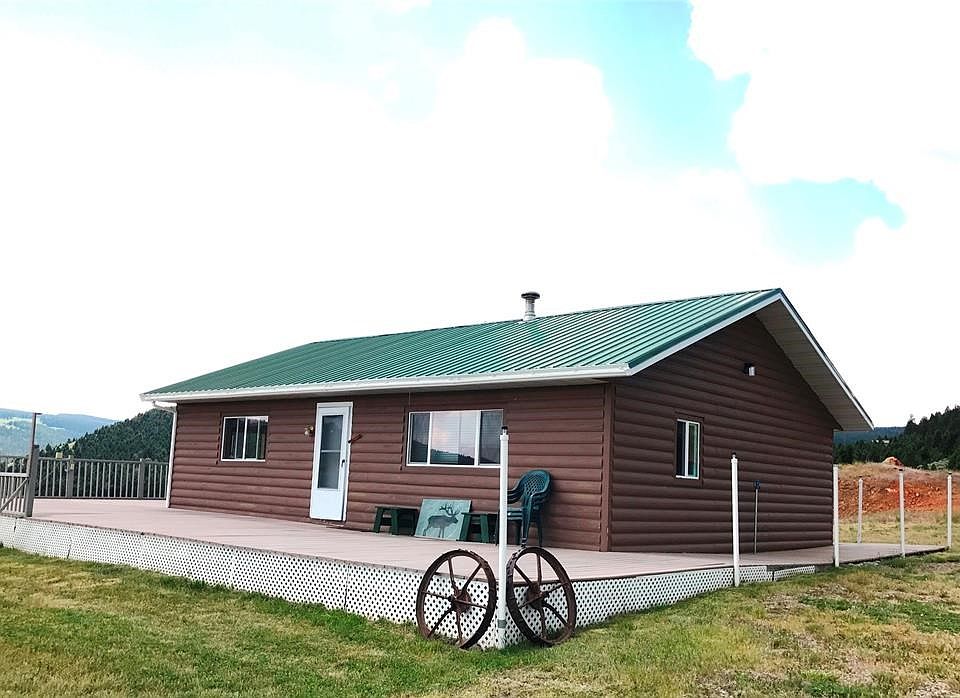 409 Haypress Lake Trail