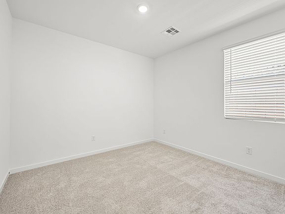 4 web or mls Lennar 10850 Lewis Pointe Ave 04