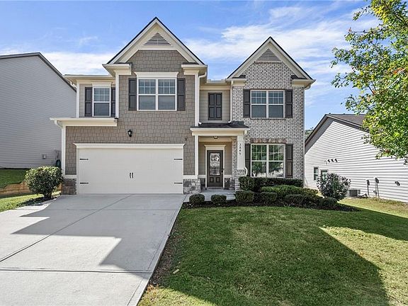 2nd image of 3845 Alden Pl