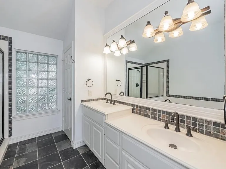 4213 Wycliff Ave #C — Photo 25