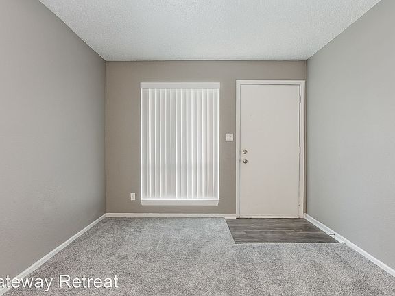 2nd image of 15400 Bellaire Ave #15406-M