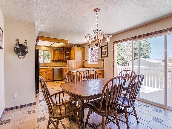 4th image of 4067 King Dr