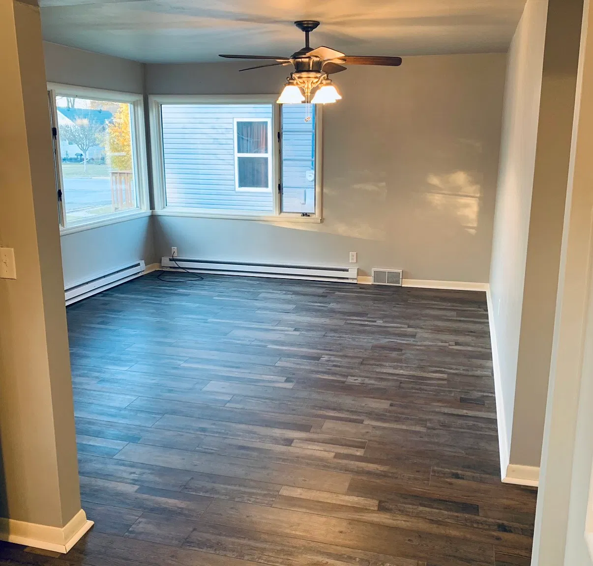 406 Dudrey Ct — Photo 4