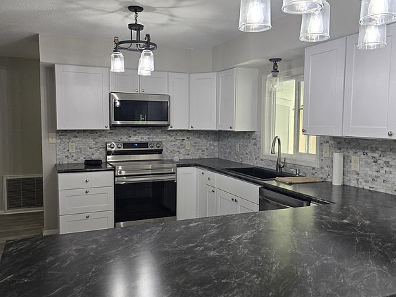 2nd image of 2701 E UTOPIA Road #29