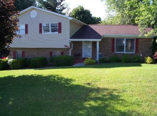 289 Sunny Dr, Princeton, WV 24740