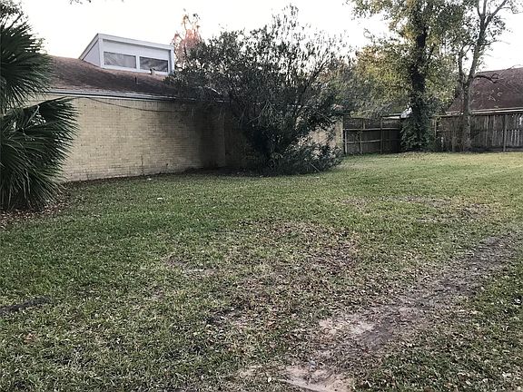 4th image of 11638 Karlwood Ln