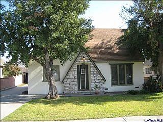 2nd image of 410 N Sunnyslope Ave