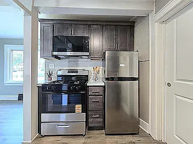 1 bed, 642 sqft, $1,100 — Photo 2