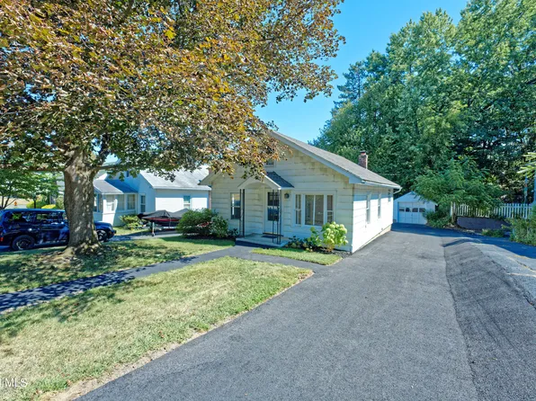 34 Cooper Avenue, Troy, NY 12180