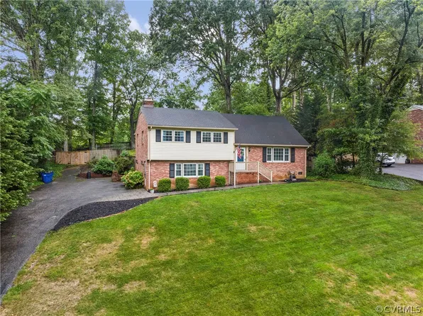 8329 Chelmford Rd, North Chesterfield, VA 23235