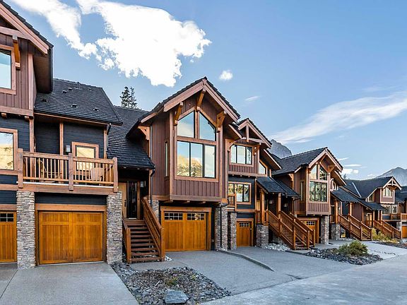 4th image of 102 Armstrong Pl #108