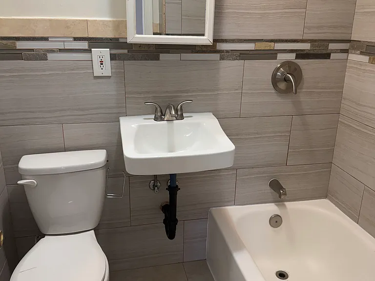 1002 E Mitchell Dr #1 — Photo 12