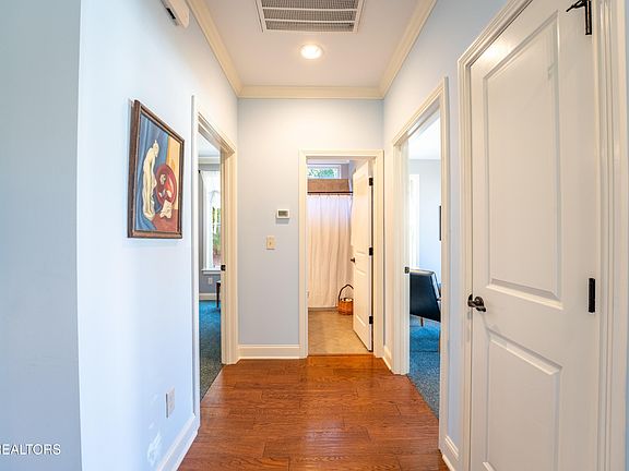 5th image of 11318 Fords Cove Ln