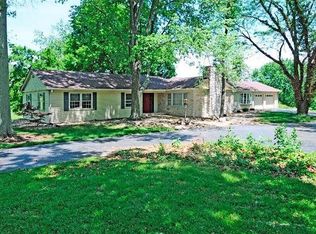 2208 Hamilton Rd, Lebanon, OH 45036