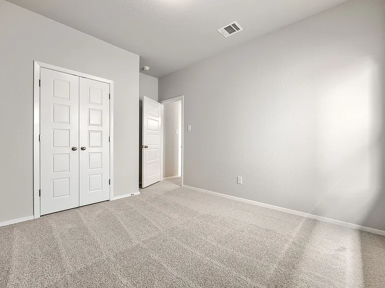 171 Haywood Mnr — Photo 12