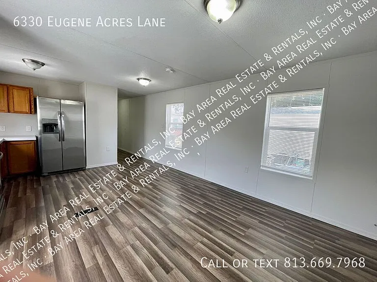 6330 Eugene Acres Ln — Photo 5