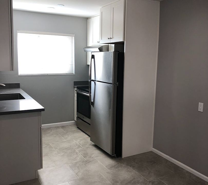 1st image of 400 Bermuda Dr APT 12