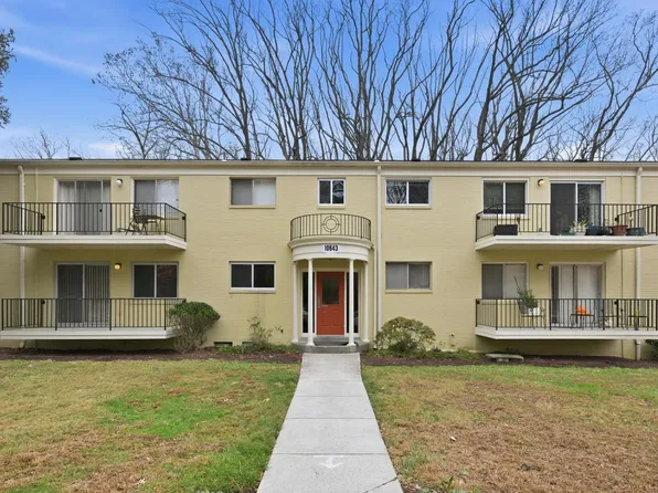 10643 Weymouth St APT 101, Bethesda, MD 20814