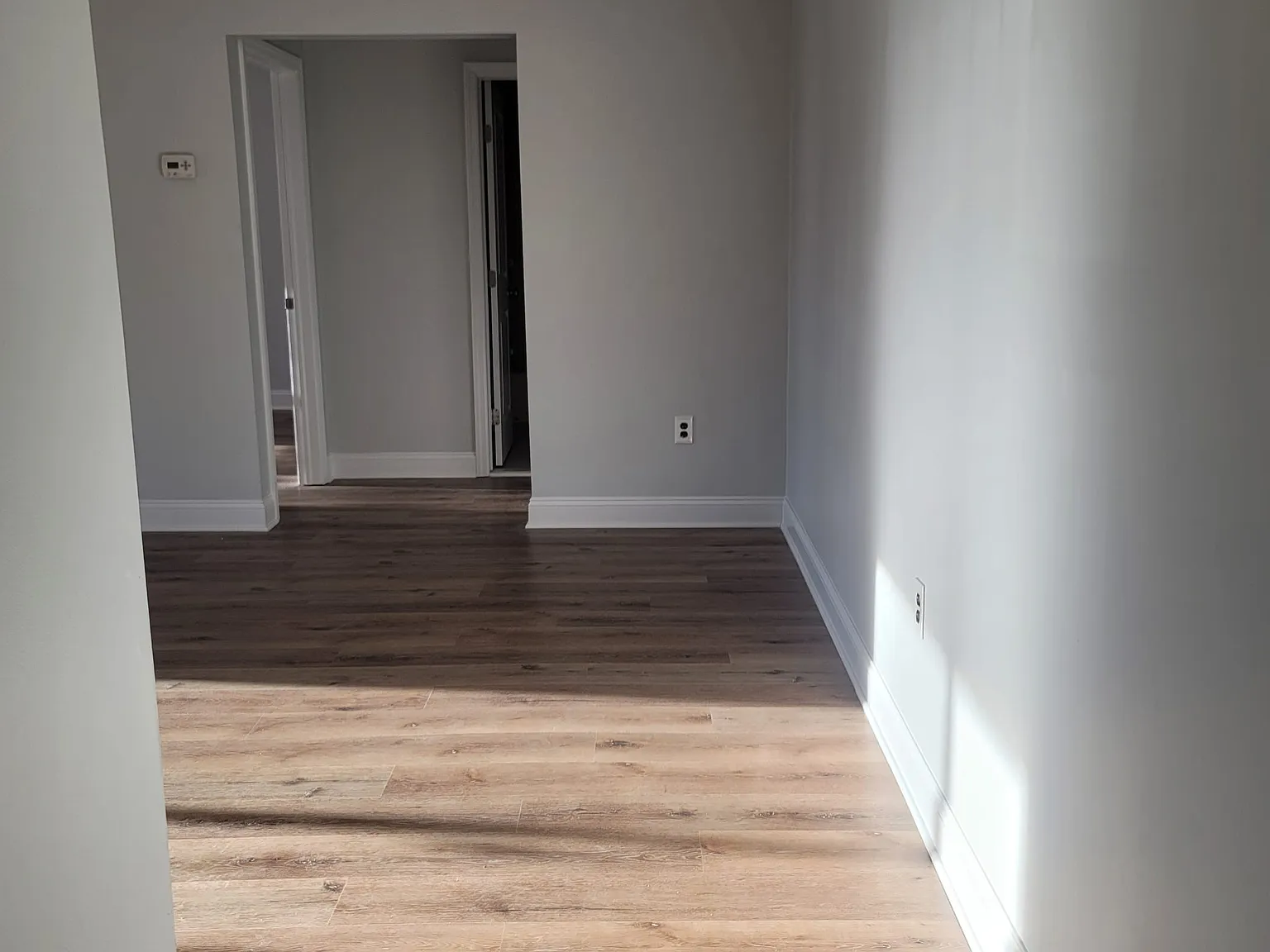 1 bed, 930 sqft, $2,000 — Photo 4