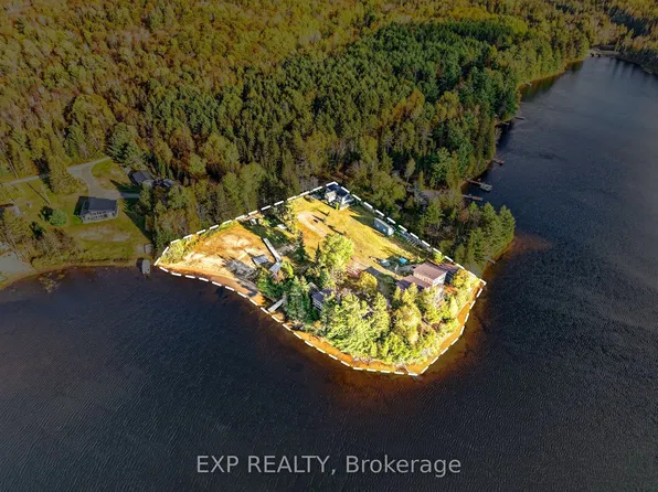 194 South Rd, Hastings Highlands, ON K0L 2K0