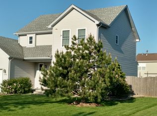 1230 S Sandstone Dr, Diamond, IL 60416