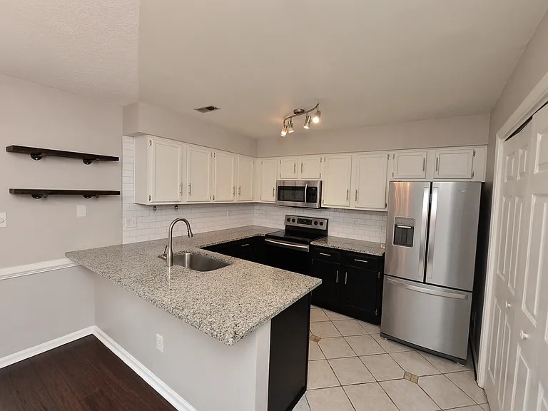 534 Pine Tops Ct — Photo 11