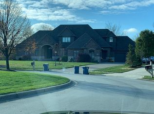 10558 Elizabeth Ct, Carmel, IN 46032