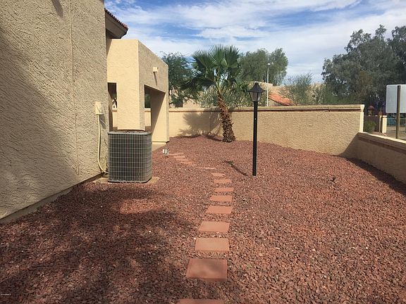 3rd image of 5724 W El Lago St