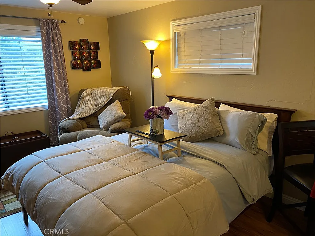 1 bed, 395 sqft, $1,950 — Photo 2