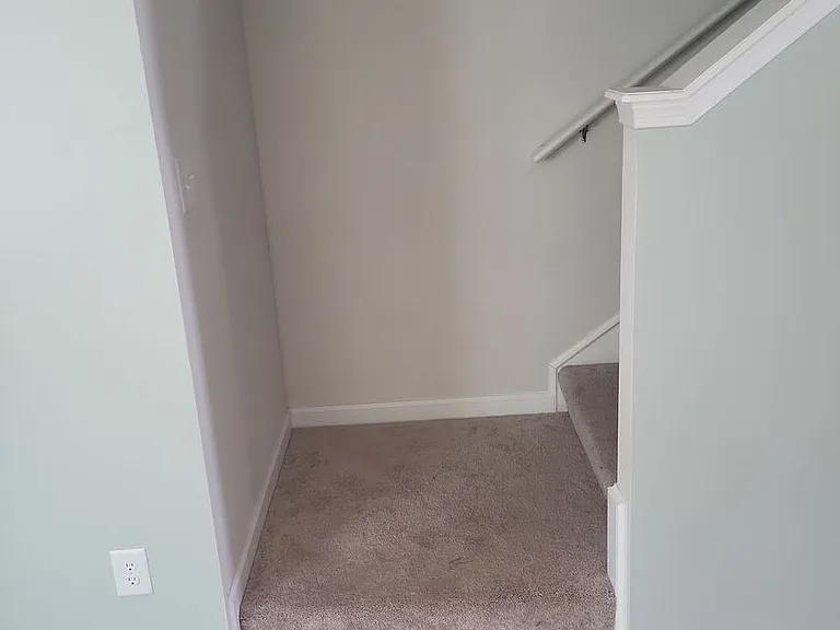 104 Makayla Dr — Photo 22