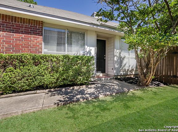 3rd image of 12203 Netherwood Ln