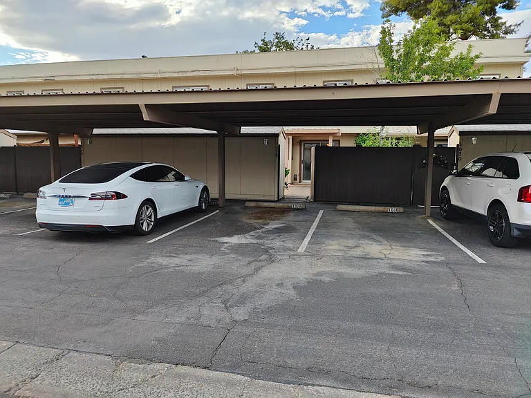 1028 E Bendix Dr — Photo 24