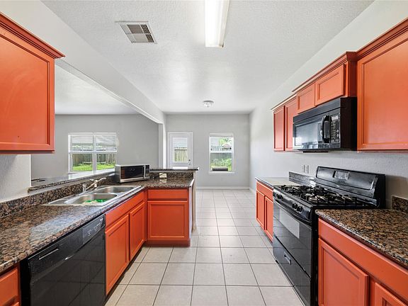 2nd image of 10220 Red Fern Ct