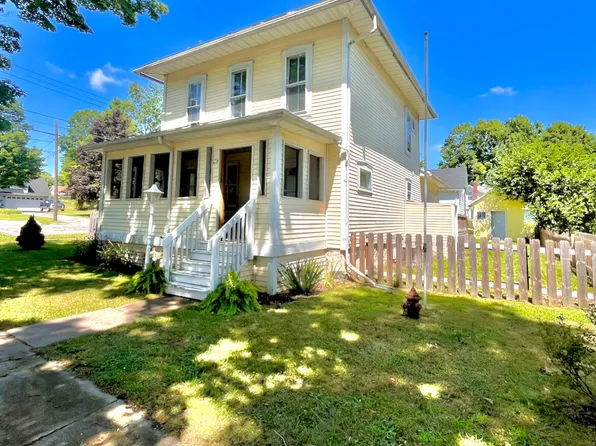 214 Butler St, Leslie, MI 49251