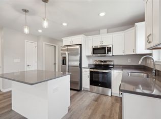 806 5th Ave SW, Cedar Rapids, IA 52404