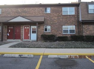 822 Henri Ct, Burlington, NJ 08016