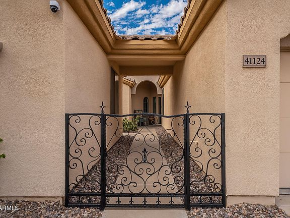 2nd image of 41124 N PRESTANCIA Drive